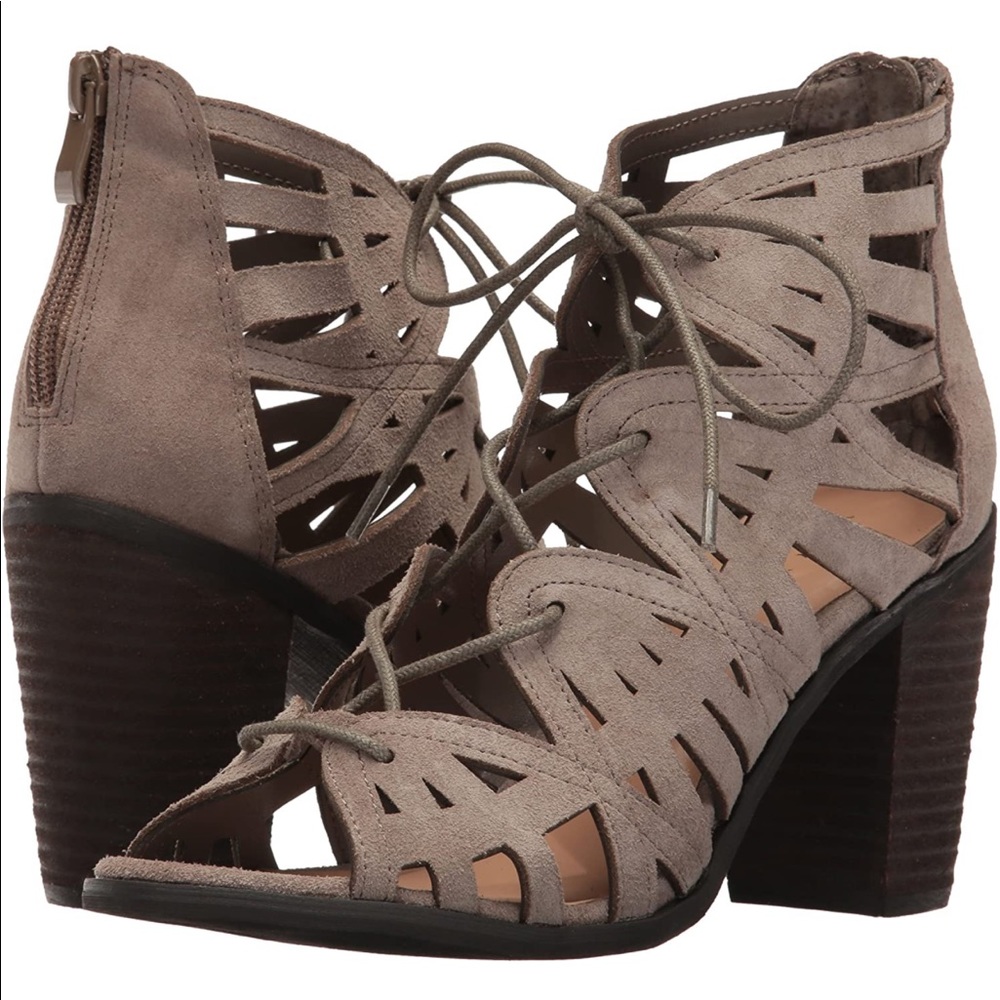 NWB Very Volatile Anabelle Heeled Sandal